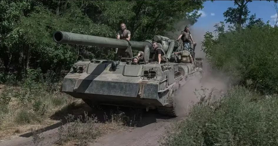 Trận Kursk đã chứng minh một điều, sau khi Ukraine có thể dám tấn công mạo hiểm như vậy, thì họ vẫn có thể tấn công vào lãnh thổ Nga theo cách này, hoặc cách khác. Xung đột Nga-Ukraine kéo dài gần ba năm, và rất có thể sẽ lâu hơn nữa. (Nguồn ảnh: Alamy, RIA Novosti, Ukrinform).