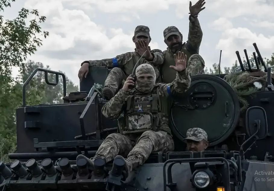 Dù phương Tây đã “công khai giữ khoảng cách” với việc Ukraine tấn công lãnh thổ Nga, nhưng trợ lý Tổng thống Nga, nguyên là cựu thư ký Hội đồng An ninh Liên bang Nga Patrushev cho rằng, Ukraine sẽ không bao giờ dám xâm nhập lãnh thổ Nga trên quy mô lớn, nếu không có sự cho phép của Mỹ và sự hỗ trợ của NATO.