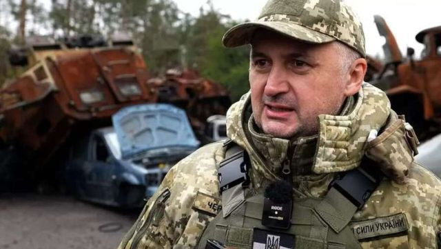 Tờ Bulgarian Military trích lời Đại tá Serhiy Cherevaty, người phát ngôn của Mặt trận phía Đông của Quân đội Ukraine, đã giải thích rõ các loại vũ khí nguy hiểm của Nga, là “mục tiêu ưu tiên hàng đầu” trong danh sách của họ. Việc tiêu hủy nhanh chóng những vũ khí này là rất quan trọng, vì chúng có ảnh hưởng đáng kể đến hiệu quả chiến đấu của các đơn vị Ukraine.