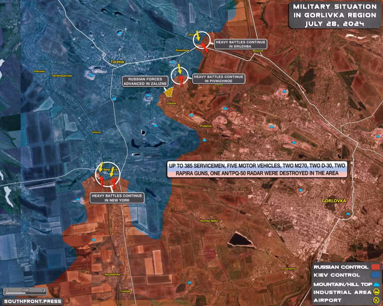 Điều đáng chú ý là bước tiến của Quân đội Nga về phía Toretsk cũng rất đáng chú ý. Bằng chứng nhân chứng cho thấy Quân đội Nga đã chiếm phần lớn diện tích ở Zalizny, Pivnichne; chỉ còn lại vài tòa nhà chín tầng mà Quân đội Ukraine vẫn đang kháng cự ngoan cường. Tuy nhiên, trước sự tấn công ác liệt từ mọi hướng của Quân đội Nga, các vị trí này của Quân đội Ukraine có thể sẽ không trụ được lâu. 