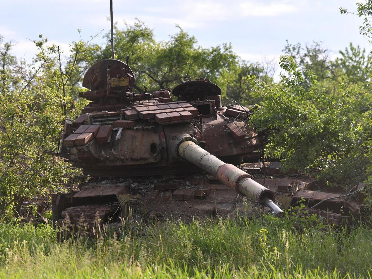 Một mặt, quân đội Ukraine đã đánh giá quá thấp việc triển khai tuyến phòng thủ của Nga, đặc biệt là việc bố trí các bãi mìn lớn. Mặt khác, quân đội Ukraine đã đánh giá quá cao hiệu quả chiến đấu của các đơn vị theo “chuẩn NATO” của họ.