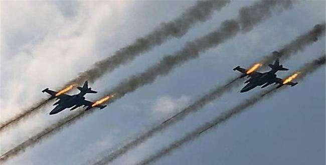 Nhưng theo giới quan sát quân sự độc lập, quân đội Nga tổ chức phát động nhiều cuộc tấn công mới ở Bakhmut, nhưng ít có lực lượng không quân tham gia; mặc dù Không quân Nga vẫn chiếm ưu thế tuyệt đối trên không.