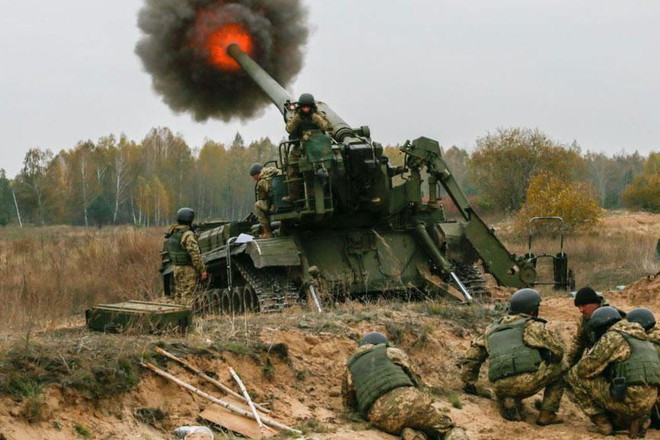 Với 4 loại pháo hạng nặng hiện đại của phương Tây, chống lại lực lượng pháo binh hạng nặng hàng đầu và pháo phản lực, không quân của Quân đội Nga, đây sẽ là điểm nhấn của mùa hè năm nay trên chiến trường Ukraine.