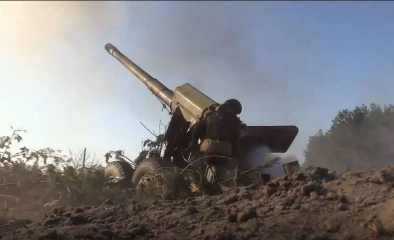 Sau nhiều trận chiến đẫm máu, quân đội Nga đã chọc thủng được vị trí pháo đài cốt lõi của quân đội Ukraine và tràn ngập toàn bộ làng Pavlovka.