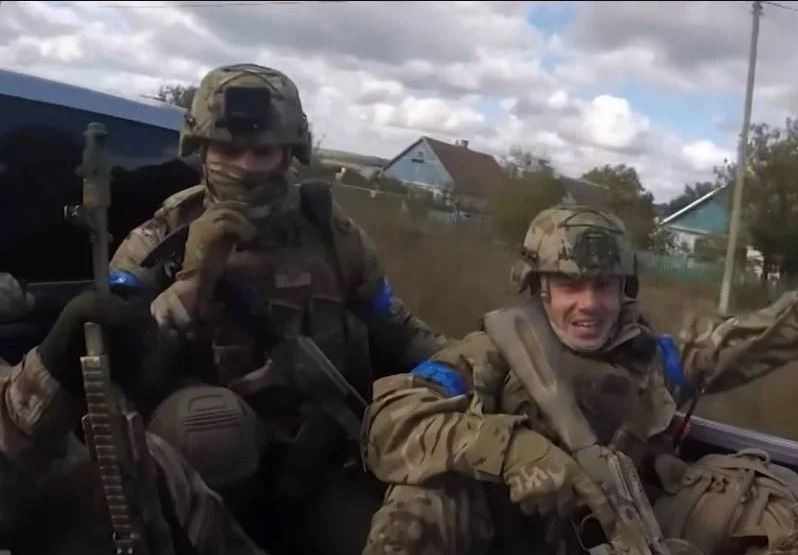 Quân đội Nga thông báo, trong trận bao vây và tiến công làng Pavlovka, quân đội Nga đã loại khỏi vòng chiến đấu hơn 1.400 quân Ukraine, phá hủy 12 xe tăng, 27 xe bọc thép và 30 phương tiện khác. Phá hủy 6 khẩu pháo, bắn rơi 2 cường kích Su-25, 1 trực thăng Mi-8, 28 UAV các loại. 