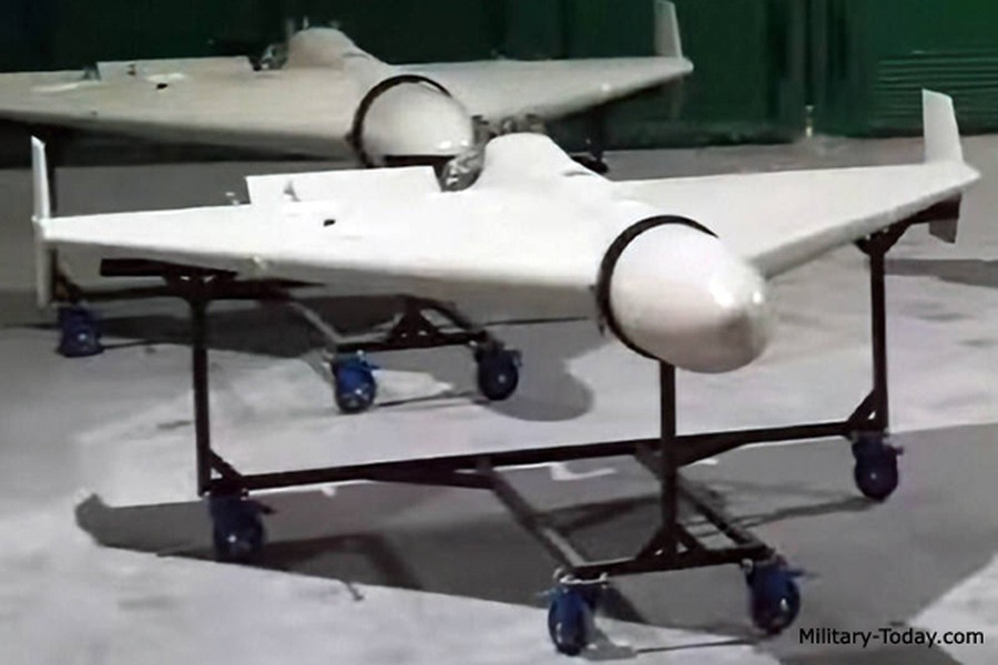 Trong những năm gần đây, UAV do Iran phát triển thường xuyên xuất hiện trong nhiều dịp khác nhau và nổi tiếng nhất trong số đó là máy bay không người lái cảm tử Shahed-136. Theo thông tin, loại UAV tự sát này thường xuyên xuất hiện trên chiến trường Ukraine.