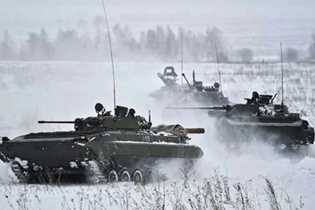 Thông tin về sự xuất hiện của một số lượng lớn quân đội Nga ở Belarus, trên tờ “Coffee or Die”, trong bối cảnh căng thẳng giữa Nga và Ukraine tăng cao. Nếu như vậy, nếu cuộc xung đột hai bên xảy ra, Quân đội Nga có thể chiếm thủ đô Kiev từ hướng Belarus, chỉ mất vài giờ.