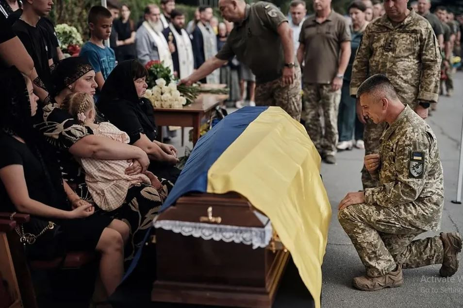 Nếu xét theo những gì nữ nghị sĩ nói, có vẻ như đây không phải là lần đầu tiên, hệ thống phòng không Ukraine bắn hạ máy bay chiến đấu của chính họ. Nữ nghị sĩ cũng cho biết: Quân đội Ukraine ban đầu cố gắng giữ im lặng và che giấu thông tin sau vụ việc này, nhưng buộc phải thừa nhận cho đến khi truyền thông nước ngoài tiết lộ. 