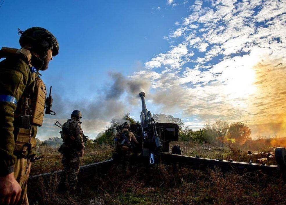 Theo thông tin từ chiến trường, quân đội Ukraine ở Bakhmut đã mất 70% số xe bọc thép của họ. Do đó, họ phải sử dụng phương tiện giao thông dân sự để di chuyển và bảo đảm hậu cần.