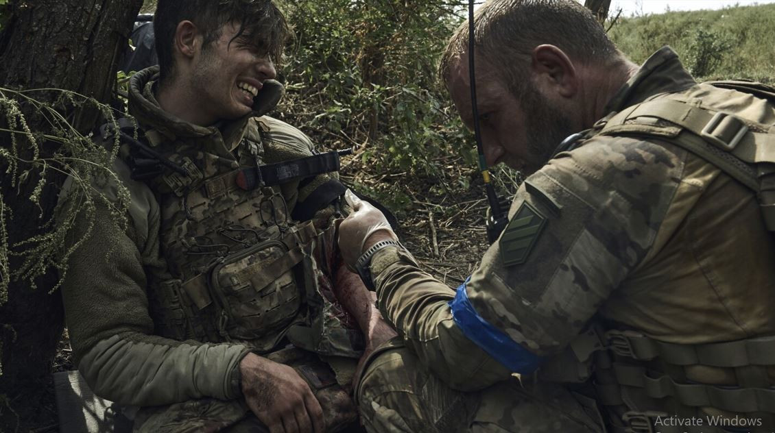 Những người thân của các quân nhân “mất tích” thuộc Lữ đoàn 141 bắt đầu nghi ngờ rằng, chỉ huy Lữ đoàn đã cố tình đưa những người đã thiệt mạng vào danh sách “những người mất tích”, để che giấu tổn thất thực sự.