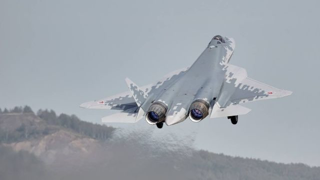 Đồng thời, điều này thực tế chứng tỏ khả năng tàng hình của Su-57 không tệ như phương Tây nói, dù không thể so sánh với F-22 của Mỹ, nhưng cũng quá đủ để xuyên thủng hệ thống phòng không Ukraine.