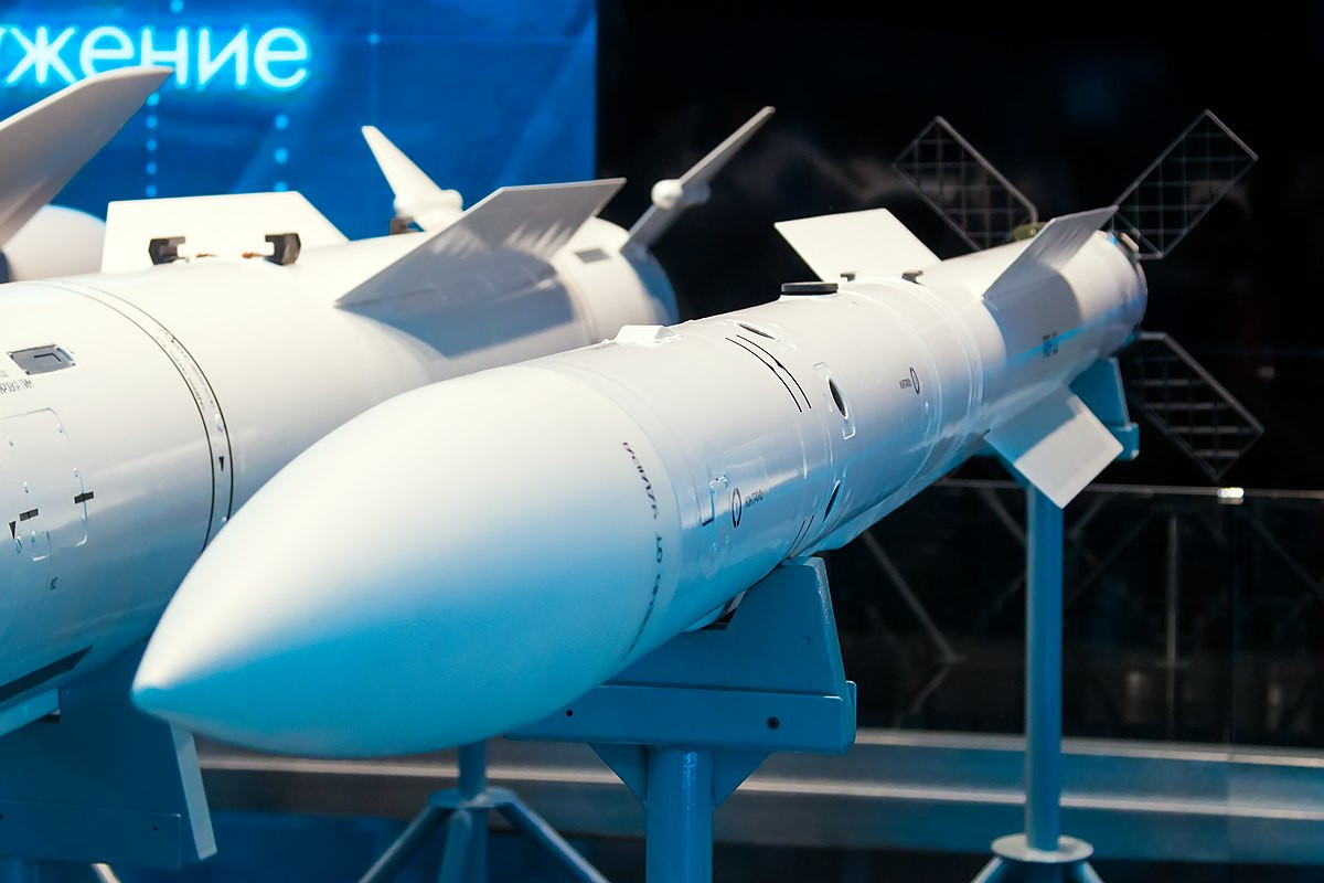 Phi công Ukraine e dè trước Su-35 hơn MiG-31 của Không quân Nga? - Hình 7 Phi cong Ukraine e de truoc Su-35 hon MiG-31 cua Khong quan Nga?-Hinh-7