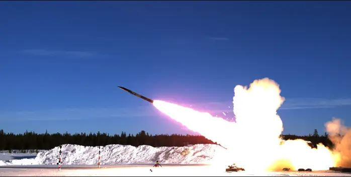 Ông Denis Pushilin tin rằng, những nỗ lực của NATO nhằm biến lãnh thổ Ukraine thành nơi thử nghiệm vũ khí của mình, đang đạt đến một tầm cao mới; do vậy, để đảm bảo an ninh, nước Nga phải có những hành động quyết liệt. 