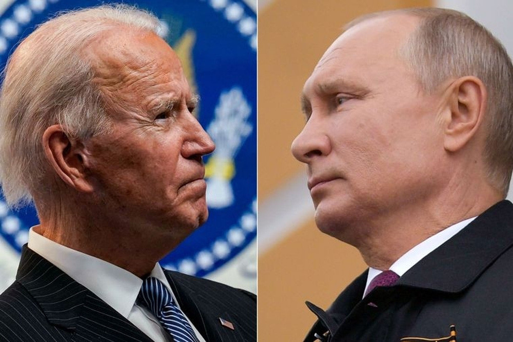 Vào ngày 7 tháng này, trong cuộc họp trực tuyến với Tổng thống Putin, Tổng thống Mỹ Biden nhắc lại rằng, “Mỹ ủng hộ chủ quyền và toàn vẹn lãnh thổ của Ukraine” và khẳng định, Mỹ “quan ngại sâu sắc” về việc quân Nga tăng cường quân lực ở biên giới Ukraine.