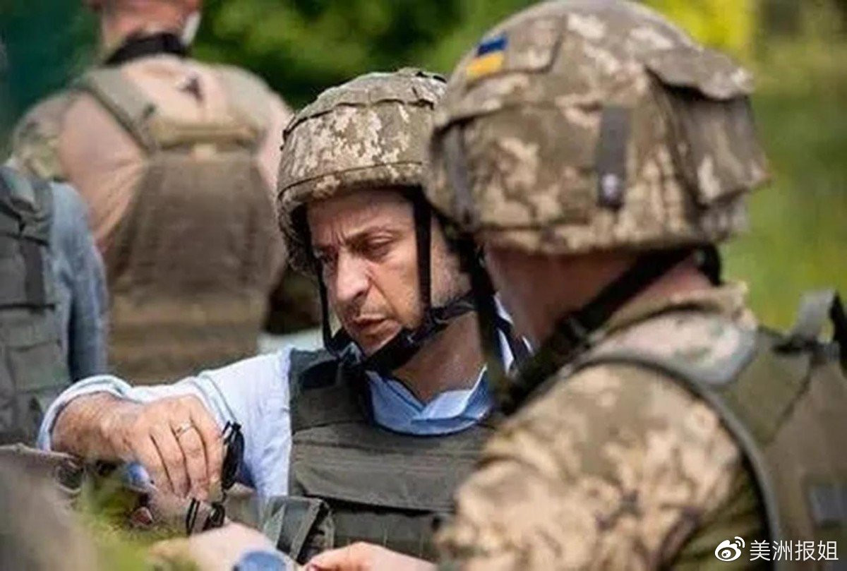 Hồi đầu tháng ba, Tổng thống Ukraine Volodymyr Zelensky cho biết, tình hình ở Bakhmut và các khu vực lân cận ngày càng trở nên phức tạp và nghiêm trọng; hiện Quân đội Nga đang phát động các cuộc tấn công quyết liệt.