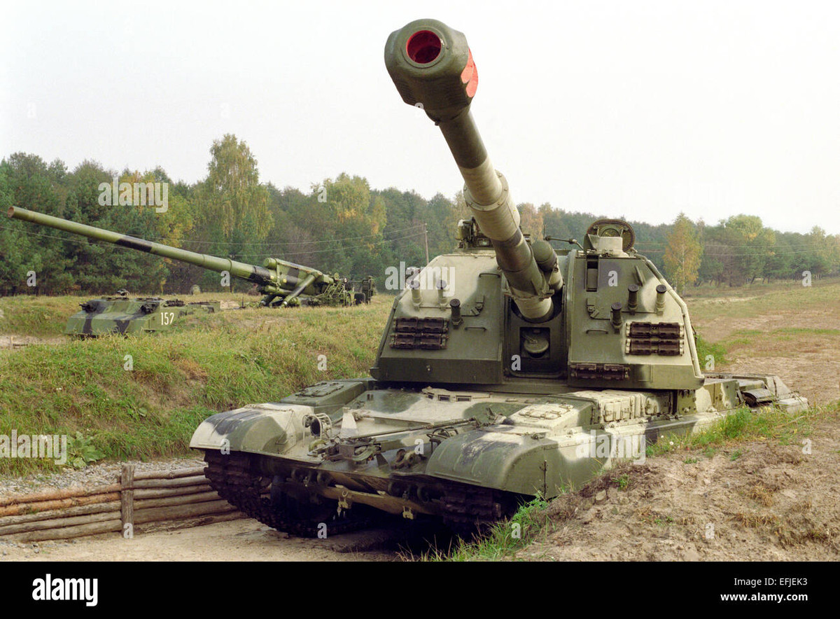 Bước sang thế kỷ 21, quân đội Nga bắt đầu phát triển phiên bản cải tiến của 2S19, lần đầu tiên ra mắt loại 2S19M1 để xuất khẩu với cỡ nòng 155mm; sau đó cho ra đời lựu pháo tự hành 2S19M2 "Msta-S", để trang bị cho quân đội Nga, với cỡ nòng truyền thống 152mm. 