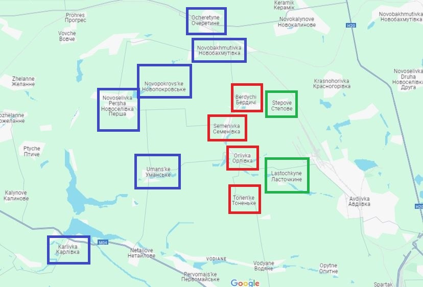 Nơi gọi là tuyến phòng thủ thứ ba của Quân đội Ukraine chạy từ phía bắc xuống nam, phía bắc là từ làng Ocheretyne đến Karlivka (tuyến màu xanh). Cuộc tấn công của Nga có thể dừng lại ở đây và hình thành mặt trận một lần nữa. 