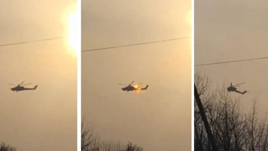 Tờ Daily Mail của Anh cho biết, đoạn video trên mạng xã hội cho thấy, chiếc trực thăng Mi-28N của quân đội Nga bị trúng tên lửa vào đuôi, sau đó vỡ đôi và đâm trực diện xuống mặt đất.