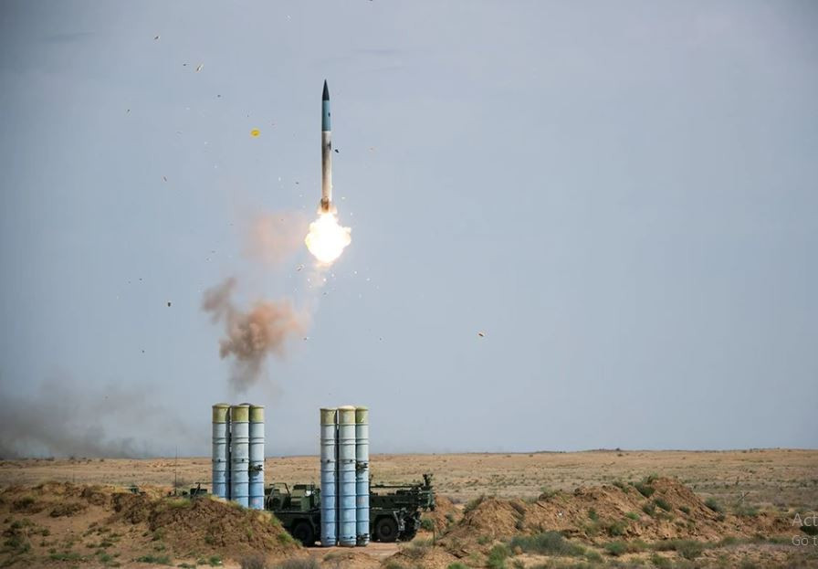 Phân tích tình hình chiến đấu thực tế, hệ thống tên lửa phòng không S-400 đã đạt được mục tiêu nghiên cứu và phát triển ban đầu. Nó có thể tấn công các mục tiêu ở khoảng cách cực xa, tức là xa hơn 200 km một cách hiệu quả mà không cần sử dụng máy bay chiến đấu.