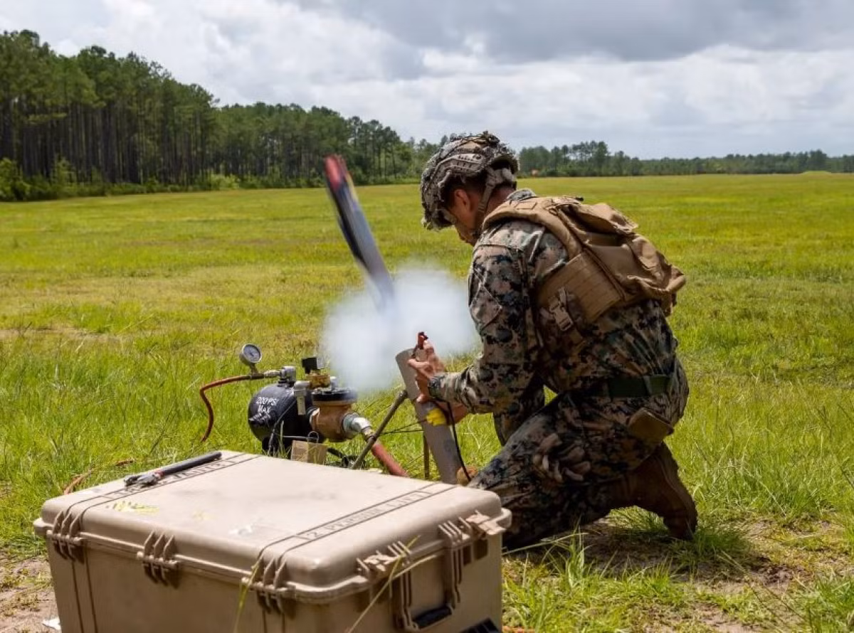 Lieu co mot cuoc dai chien UAV tu sat tren chien truong Ukraine?