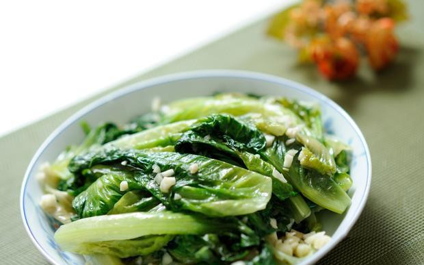 Hôm nay giới thiệu với mọi người, món xà lách xào tỏi, không chỉ ngon mà còn vô cùng bổ dưỡng lại cực kỳ đơn giản, dễ làm.