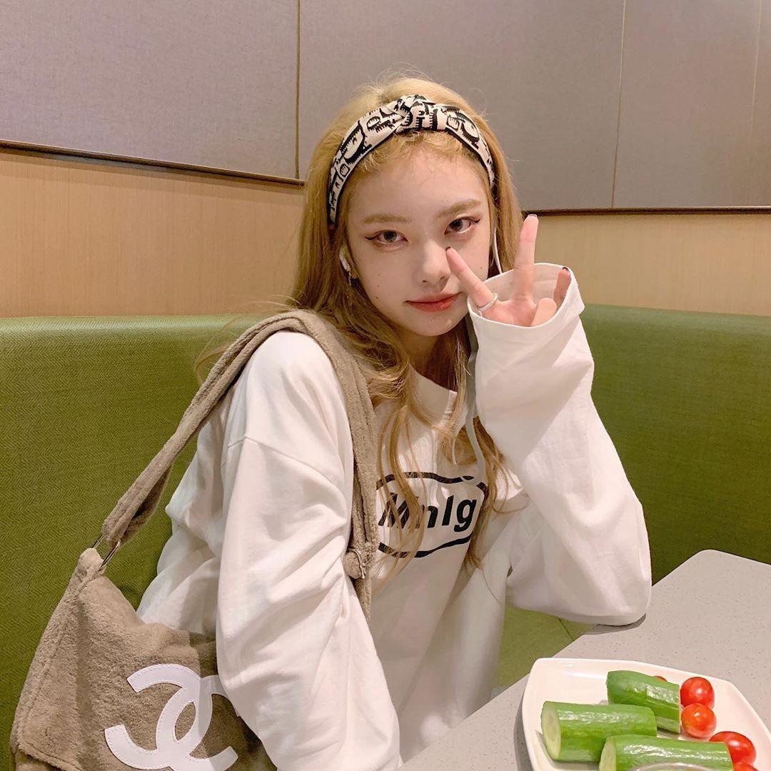 7: Ăn 7 phần rau cho bữa trưa và bữa tối: Khi giảm béo, hãy cố gắng ăn càng nhiều rau quả tự nhiên càng tốt, đây là thực phẩm giàu chất xơ và ít calo, đồng thời giảm lượng thức ăn giàu chất béo như thịt lợn và thịt xông khói.