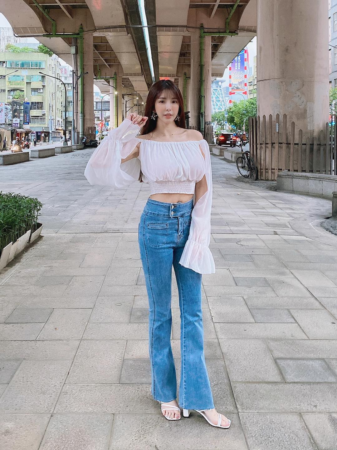 Theo Tâm Ninh, bí quyết để có một thân hình đẹp là phải có chế độ ăn uống lành mạnh.