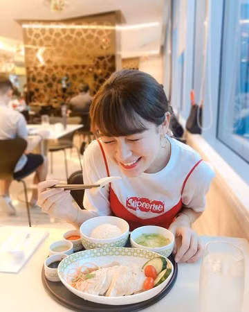 Thứ nhất - Ăn ít và vận động nhiều hơn nhưng không giảm cân? Nhiều người đánh giá thấp khẩu phần ăn và đánh giá quá cao lượng calo tiêu thụ khi giảm cân, họ nghĩ rằng chỉ cần ăn ít hơn và tập thể dục nhiều hơn là được.