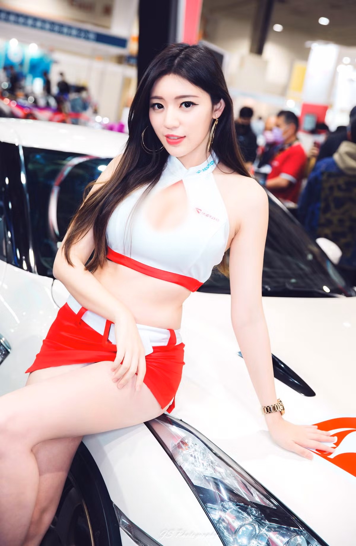 Vì quyết định đi theo con đường người mẫu gợi cảm, nên Tạ Lập Kỳ luôn chú trọng đến chế độ ăn uống và giữ gìn vóc dáng.