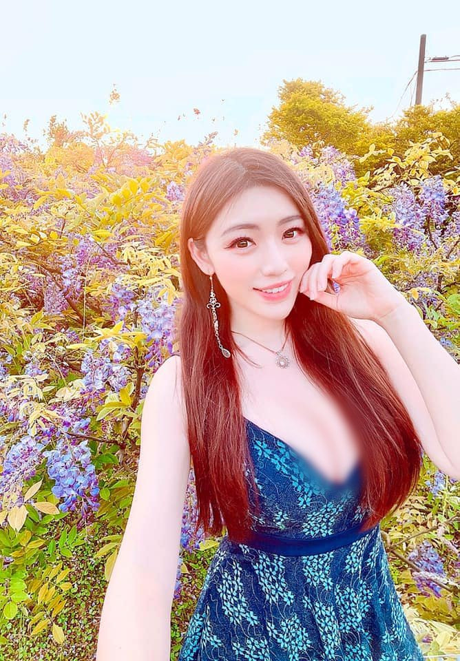 Theo Tạ Lập Kỳ chia sẻ, sau khi tốt nghiệp trường Đại học Nghệ thuật Quốc gia Đài Loan, cô cũng không định chọn phát triển theo hướng gợi cảm.