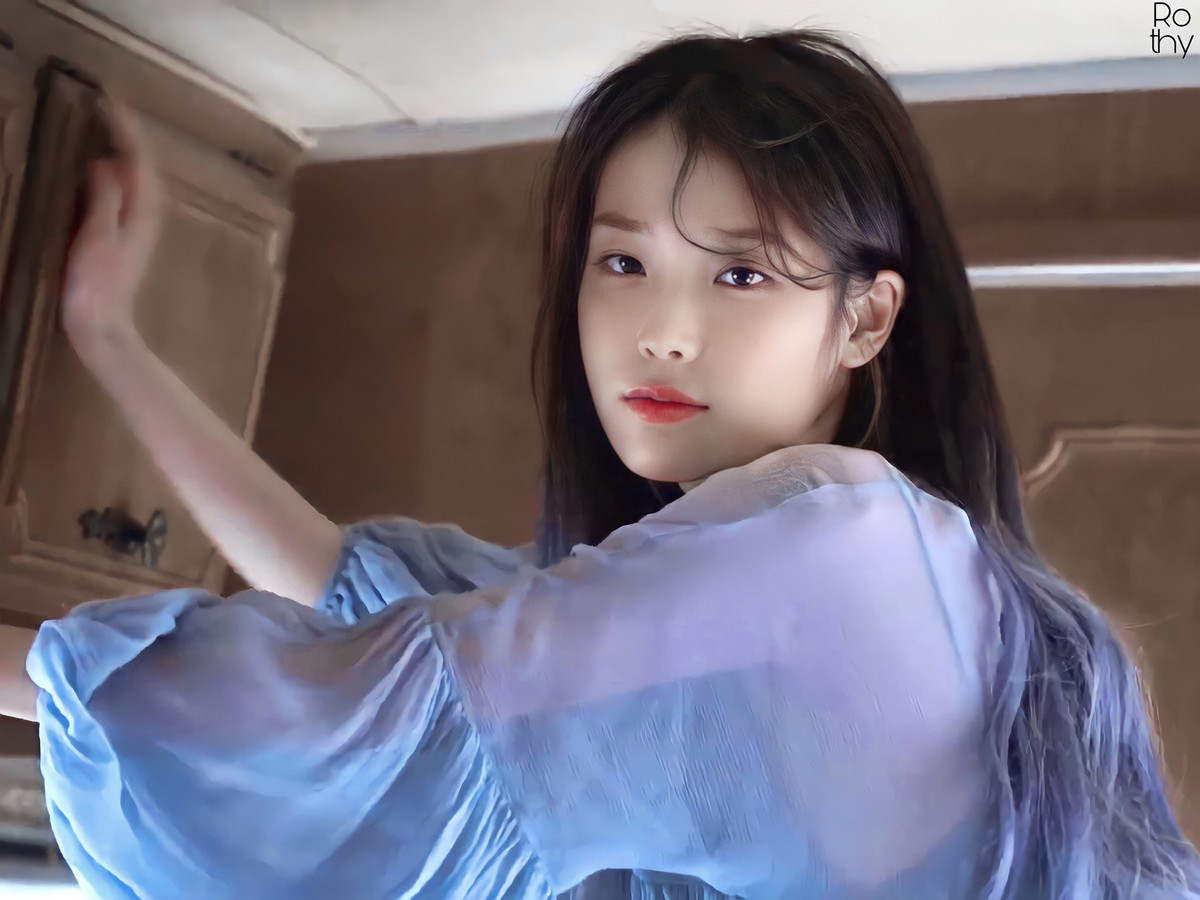 Nhiều người không biết hàm lượng tinh bột trong nước vo gạo cũng có thể hấp thụ dầu trên da mặt. Nó đặc biệt thích hợp để sử dụng vào mùa hè.