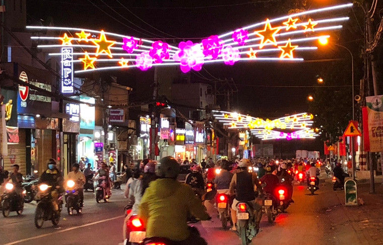 Tuyến đường Võ Văn Ngân, quận Thủ Đức.