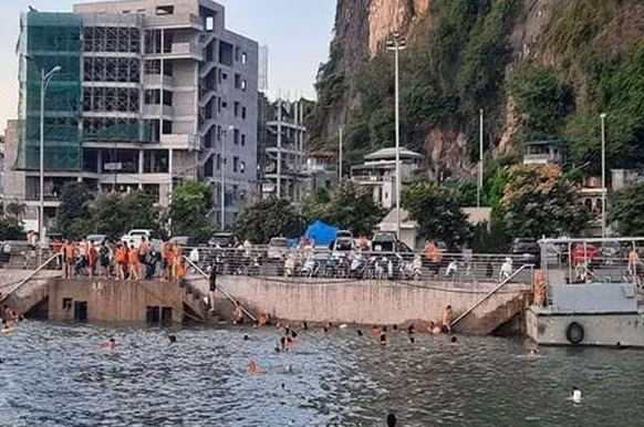 Xuong CSGT Ha Long va vao nguoi dang tam bien tu vong