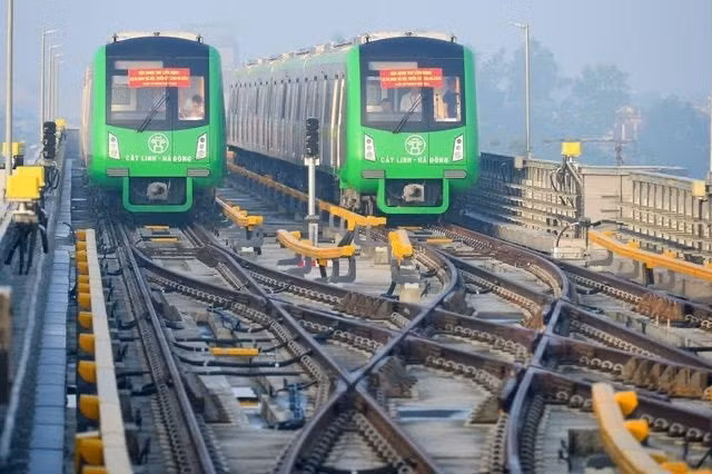Duong sat Cat Linh - Ha Dong: Co nen khoi kien Tong thau Trung Quoc?