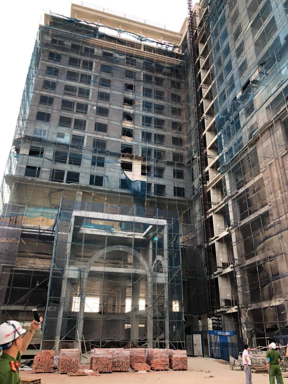 Thi cong toa nha Hoa Xa - Hai Duong, 2 cong nhan nga gian giao thuong vong