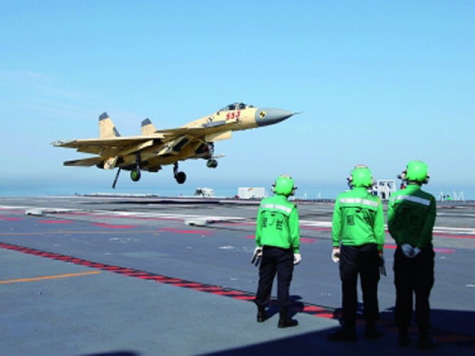 Tuy nhiên, quá trình sản xuất và vận hành J-15 khiến hải quân Trung Quốc gặp nhiều thất vọng.