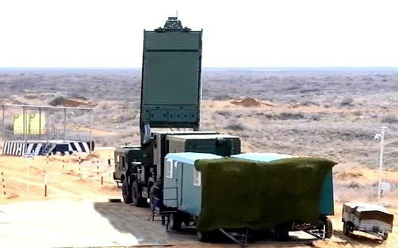 "Sau này, khi việc sản xuất hệ thống S-500 diễn ra đầy đủ và chúng được cải thiện tính năng, chúng ta sẽ có thể nói về việc tạo ra một cơ sở các hệ thống phòng thủ hàng không vũ trụ của toàn Liên bang Nga", ông Khatylev kỳ vọng.