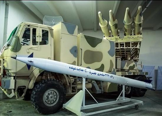 Việc Iran triển khai tên lửa gần eo biển Hormuz cho thấy,tình hình của họ đang dần trở nên khó khăn hơn trước sức ép cấm vận của Mỹ và các quốc gia đồng minh; hiện nay Hải quân Mỹ đang thực hiện tuần tra trên eo biển Hormuz, để đảm bảo an toàn cho các tàu chở dầu qua đây.