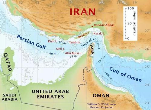 Eo biển Hormuz là con đường biển chiến lược quan trọng và hẹp, với chiều dài khoảng 167 km, rộng khoảng 33 km ở điểm hẹp nhất và Iran nằm trên bờ biển phía bắc. Đây là tuyến đường biển kết nối các quốc gia dầu lửa ở Trung Đông với các thị trường chủ chốt tại khắp các châu lục; mỗi khi căng thẳng với Mỹ gia tăng, Iran thường đem eo biển Hormuz ra dọa.
