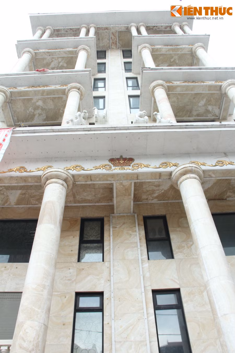 Biet thu da 50 ty o Ho Tay “cua dong then cai