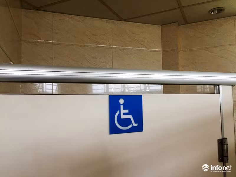 Có buồng dành riêng cho người khuyết tật.