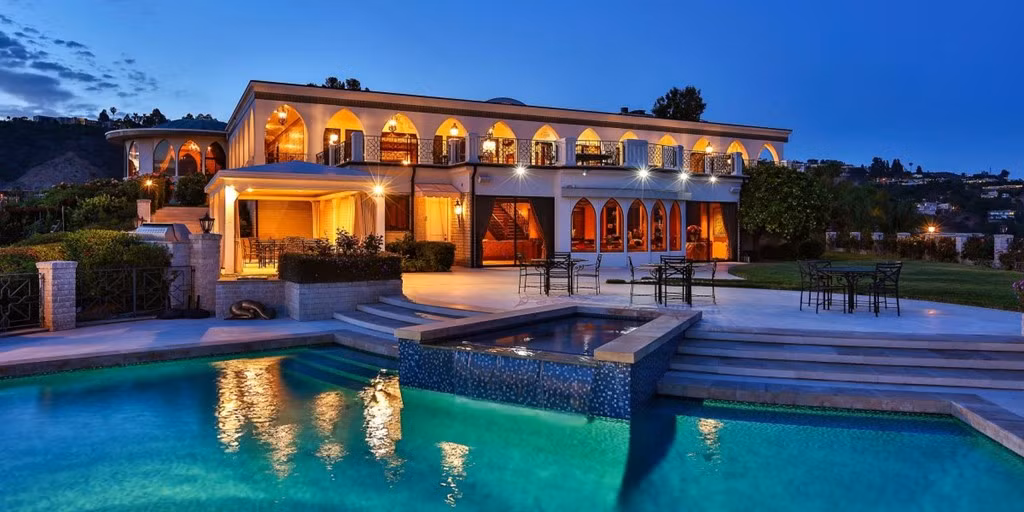 Sieu biet thu 65 trieu USD ben suon doi Beverly Hills