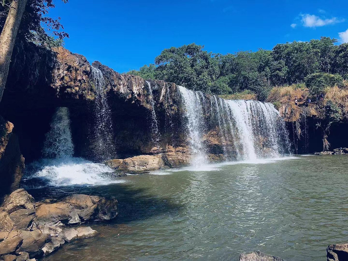 Hãy đến, để thấy thiên nhiên Việt Nam vẫn còn nhiều điều kỳ diệu – chỉ chờ ta khám phá.