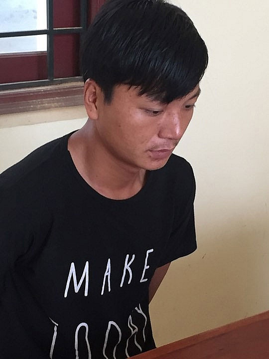 Khi được hỏi, tất cả người thân, bạn bè của Lực đều trả lời không biết gã đang ở đâu, làm gì. Toàn bộ các thiết bị liên lạc như điện thoại, mạng xã hội đều trong trạng thái "tắt nguồn". Quá trình thu thập chứng cứ, giám định dấu vết và đánh giá các lời khai từ nhân chứng, Ban chuyên án đủ cơ sở để tin rằng Lực chính là hung thủ gây ra cái chết của bà G. Tuy nhiên, vấn để đặt ra hiện tại là Lực đang ở đâu? 