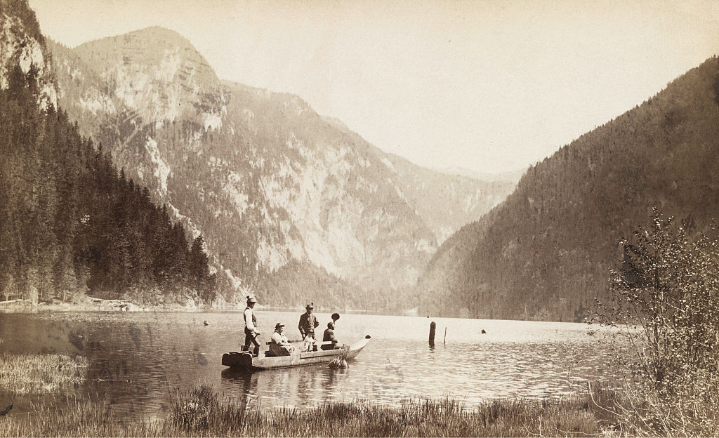 Trong những năm tiếp theo, một số người vẫn liều lĩnh, thử vận may tìm kiếm kho báu ở hồ Toplitz.