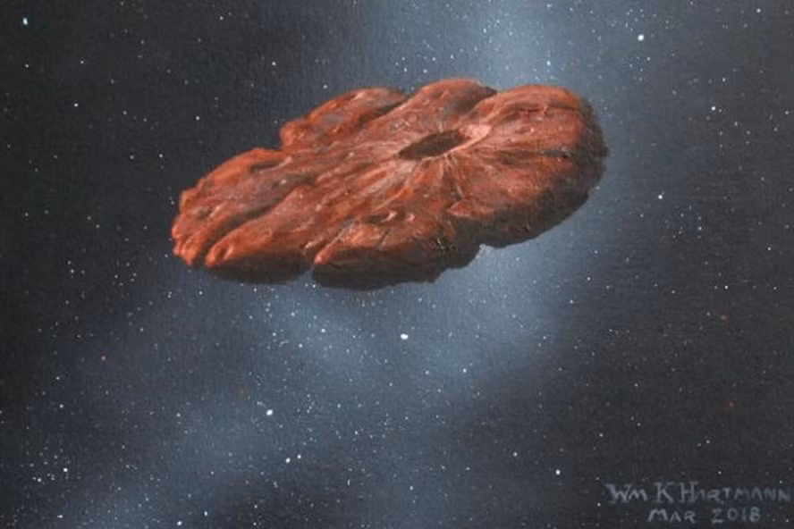 Để thuận tiện cho việc nghiên cứu, giới khoa học đặt tên cho vật thể trên là “Oumuamua” (trong tiếng Hawaii có nghĩa là "một sứ giả hướng tới từ quá khứ xa xôi").