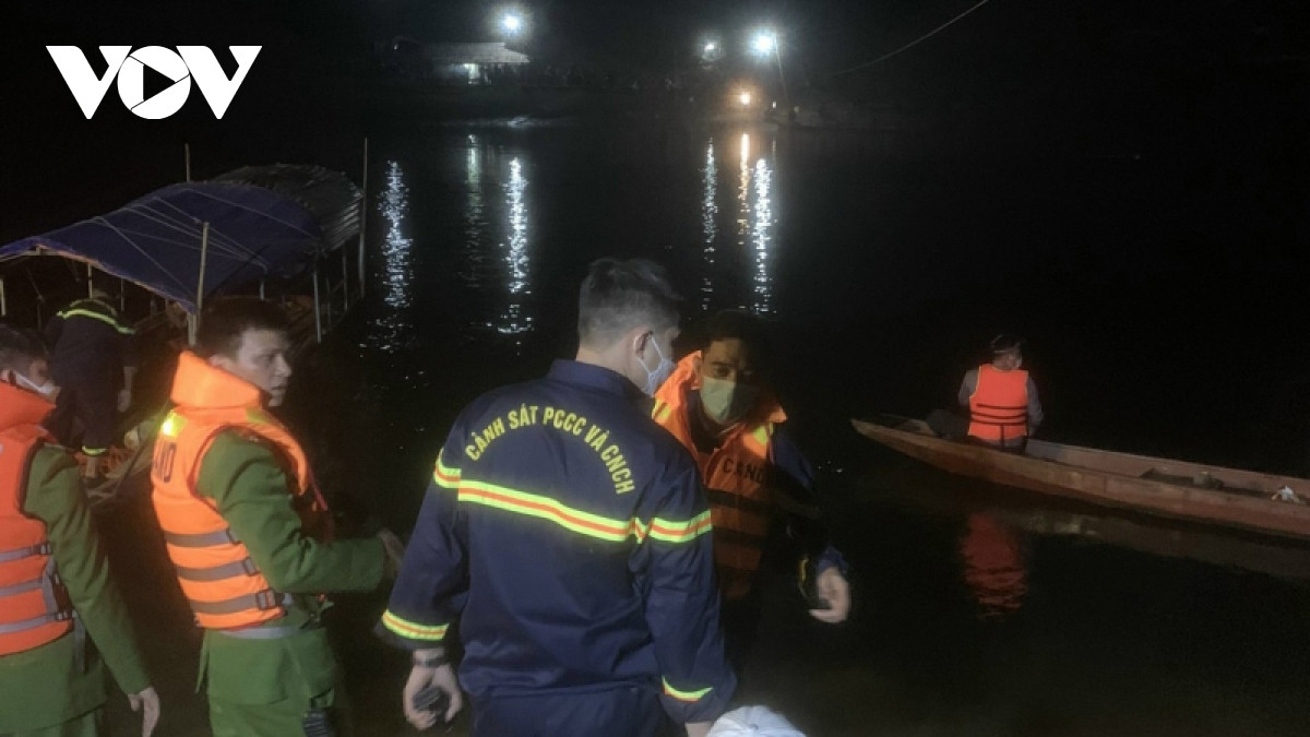 Lat thuyen tren song Ma, 3 nguoi mat tich-Hinh-2