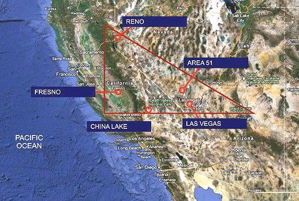 Theo một thống kê, trong hơn 70 năm qua, “tam giác quỷ” Nevada là nơi hơn 2.000 máy bay mất tích bí ẩn. Một trong những vụ mất tích bí ẩn nhất ở “tam giác quỷ” Nevada là sự việc xảy ra ngày 3/9/2007. Khi ấy, nhà phiêu lưu mạo hiểm, tỷ phú Steve Fossett lái máy bay qua khu vực “tam giác quỷ” Nevada.