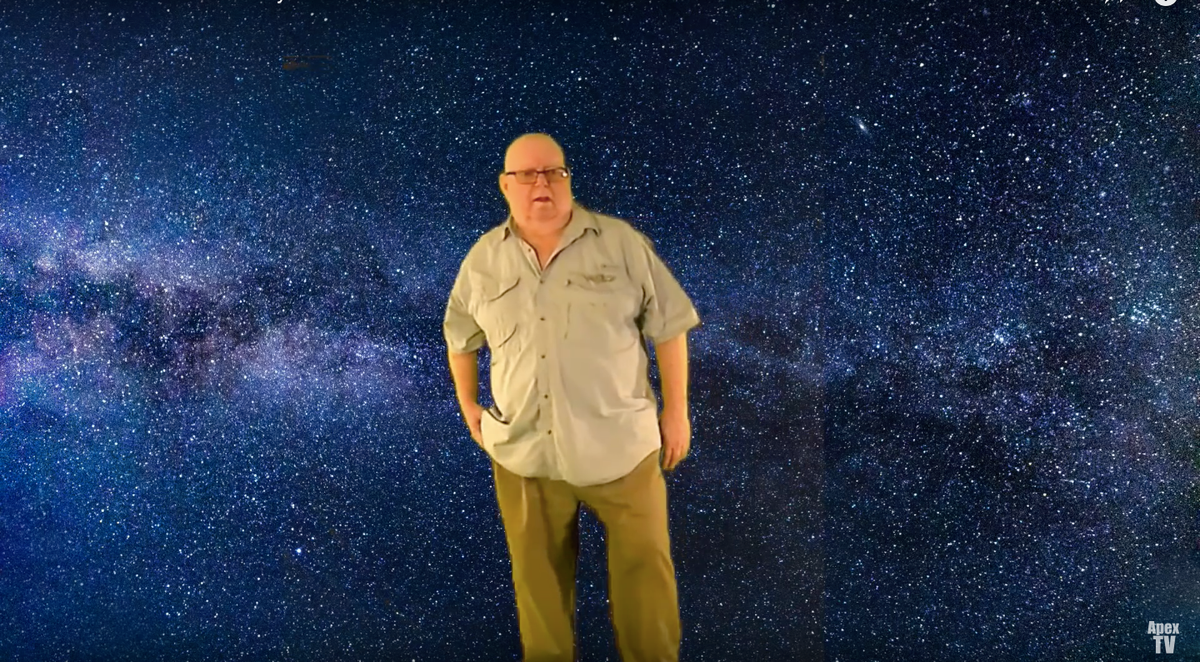 Dù vậy, một bộ phận công chúng tin rằng, Vùng 51 che giấu bí mật về người ngoài hành tinh nên cố gắng tìm kiếm những manh mối để chứng minh.