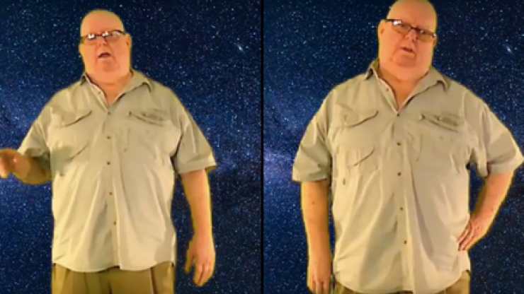 Ông Miller kể rằng, UFO được thiết kế từ những phần còn lại của phi thuyền rơi ở Roswell năm 1947. "Tôi nhớ họ đã đưa tôi vào trong phi thuyền và lên đến chỗ ngồi của phi công. Chỉ có chỗ cho một người trong phi thuyền khổng lồ đó. Tôi nhìn xung quanh buồng lái nhưng không thấy hệ thống điều khiển", ông Miller nhớ lại.